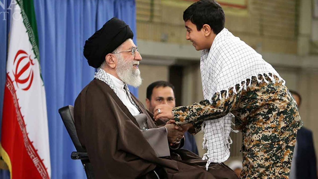 ۶ توصیه رهبر معظم انقلاب به بسیجیان + فیلم