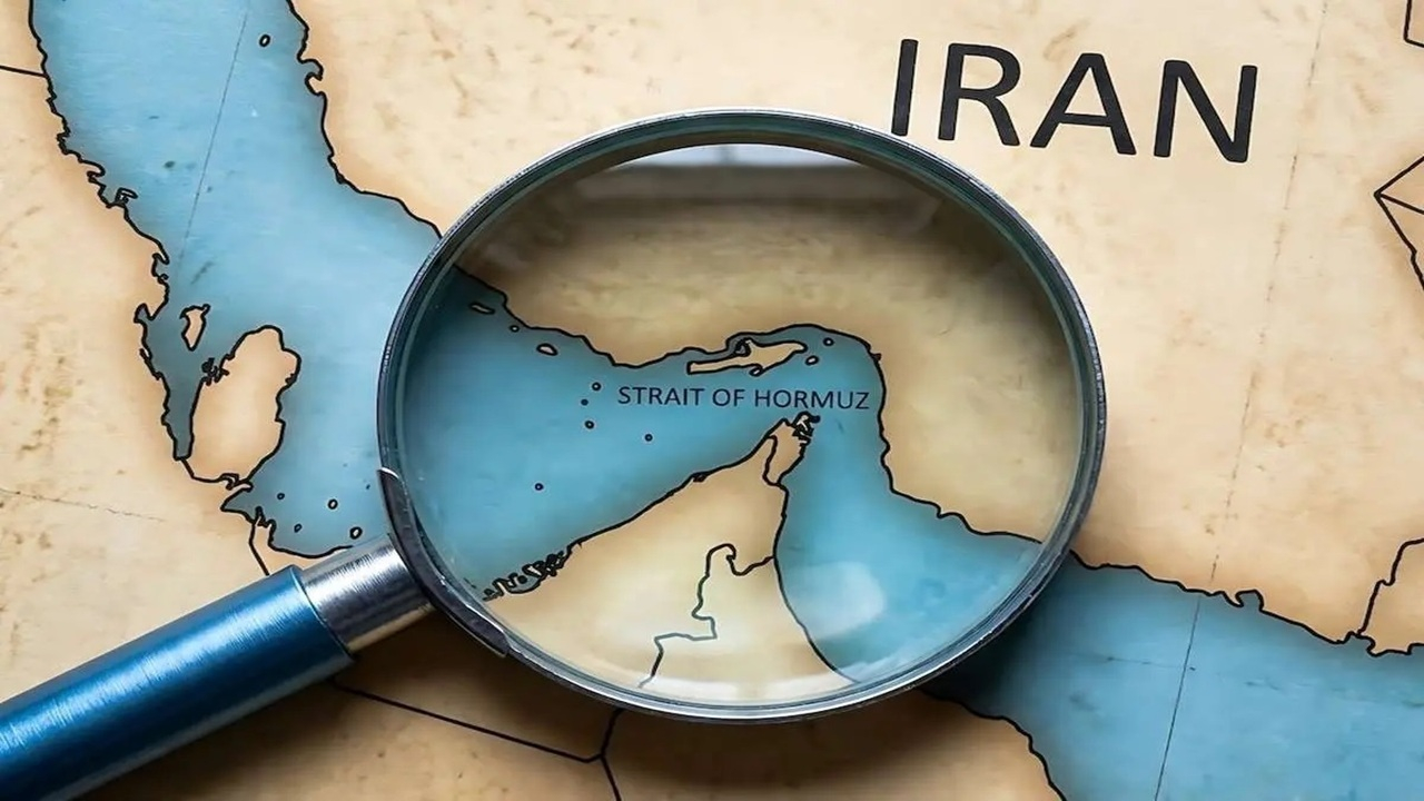 مذاکرات ایران و عمان فقط درباره تردد شناورهاست + فیلم
