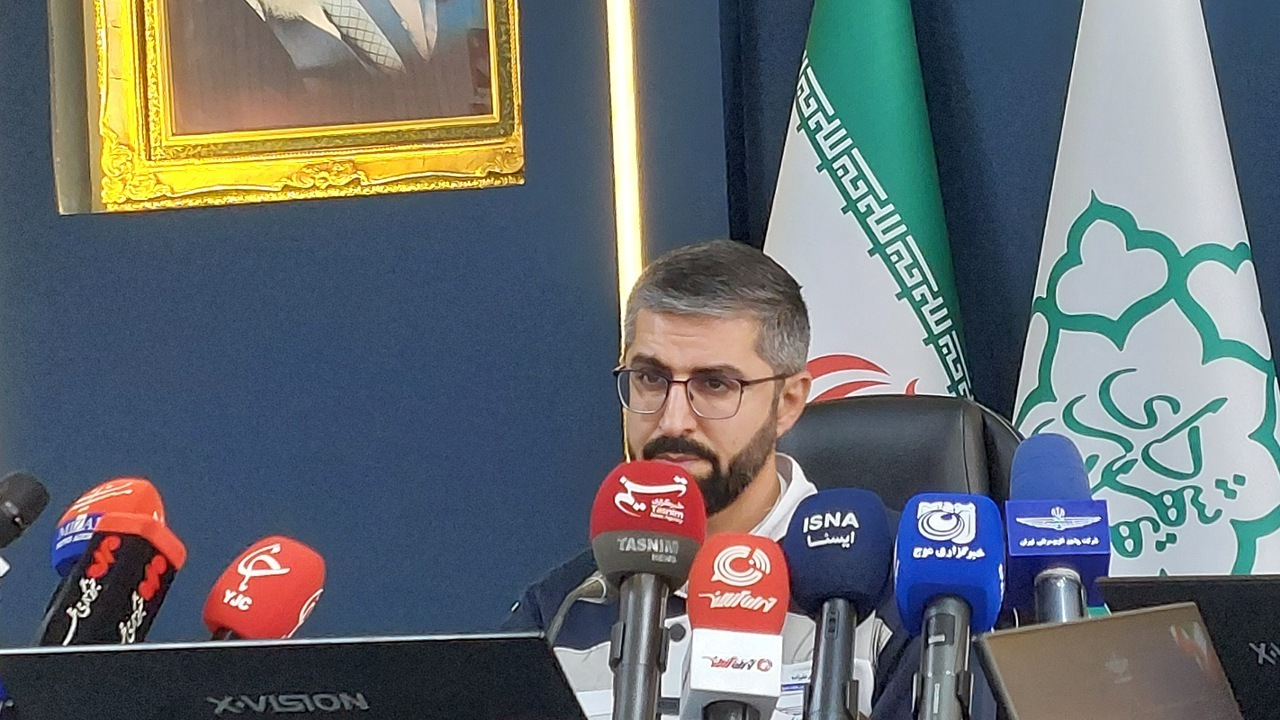 نوسازی ۲۴۶۰ اتوبوس در تهران؛ ورود متروباس‌های ۲۶ متری تا مهرماه