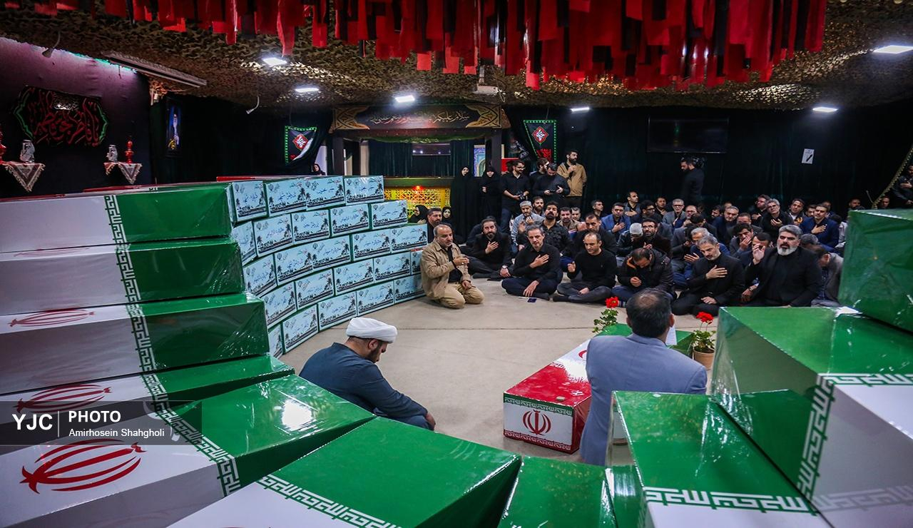 آماده سازی تابوت های شهدا