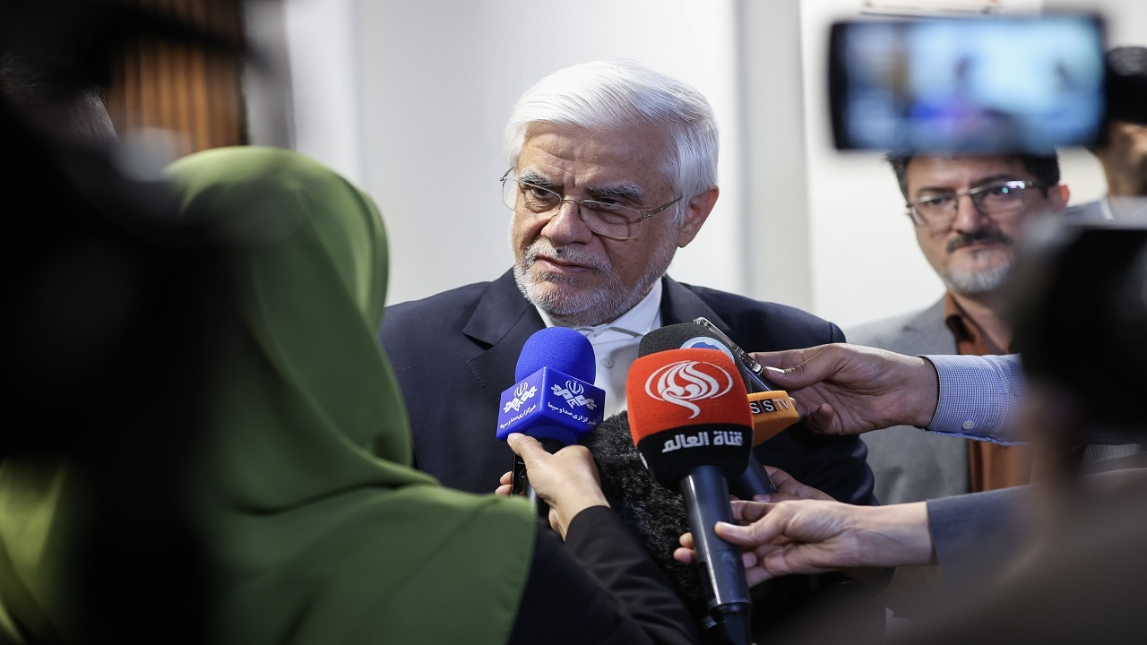 برای رسیدن به رشد ۸ درصدی باید بیش از صد میلیارد دلار سرمایهگذاری شود/ باید اطمینان بخش خصوصی را جلب کنیم