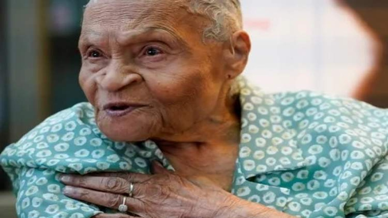 خواب ابدی پس از تحمل یک قرن درد + فیلم